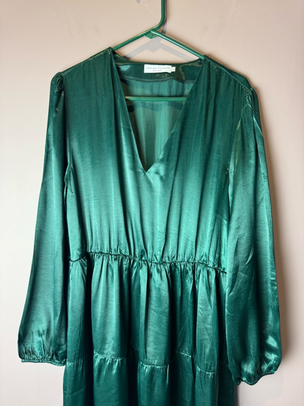 Taylor Tillman Green Satin Shiny Dress L - Picture 3 of 9